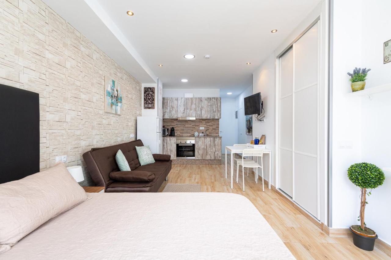 Homeforguest Studio Westerling Beach By Las Canteras Лас-Пальмас-де-Гран-Канария Экстерьер фото